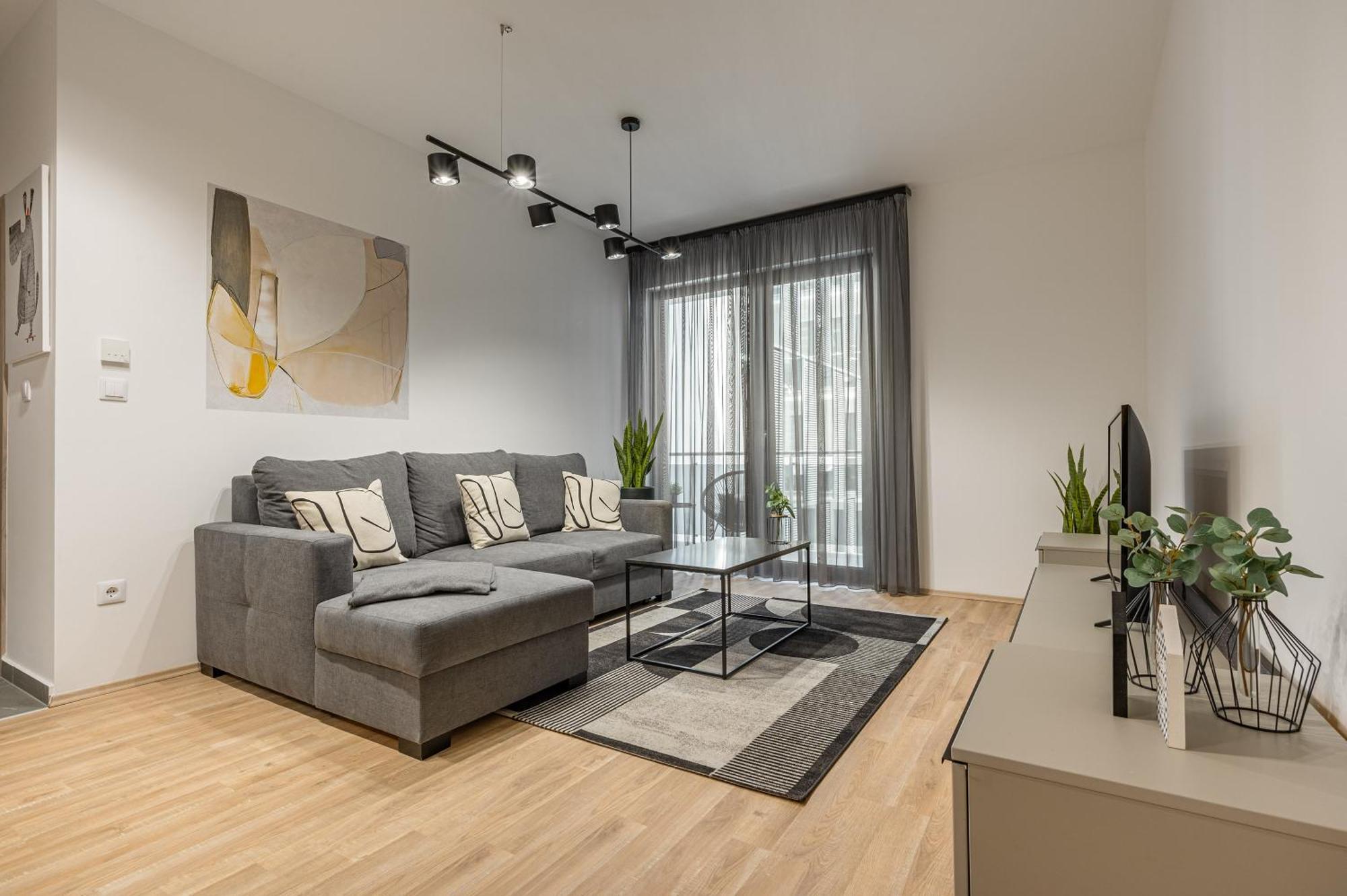 Condo With Balcony @ Downtown Budapest Eksteriør billede